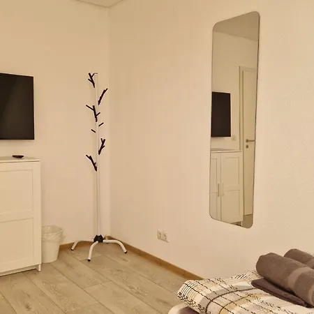 Apartmán Monteurwohnung 4 & Wlan *