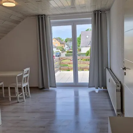 Monteurwohnung 4 & Wlan Apartmán *